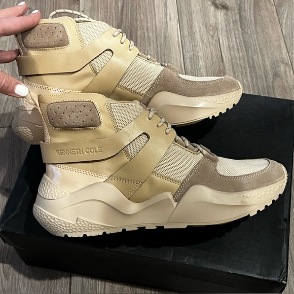 NWT Kenneth Cole Maddox Hiker Sneakers High Top Tennis Shoes Ankle Boots Beige - Picture 2 of 10